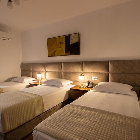 Hotel Fantasy Gjirokaster Ngoại thất bức ảnh